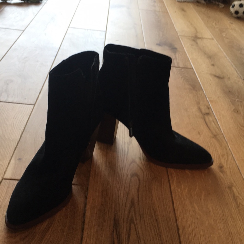 Sam Edelman Black booties